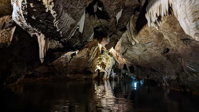 Punkva grotten, Tsjechië.