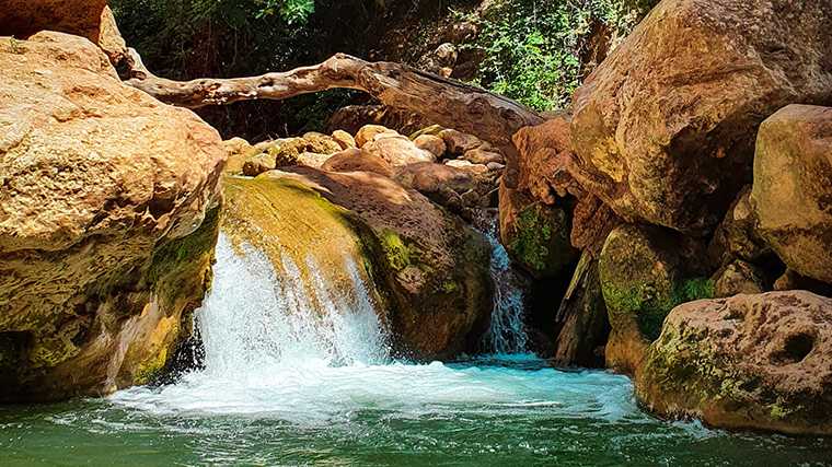 In de buurt van het dorpje Zaouia d’Ifrane zijn veel watervallen.