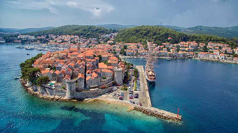 De hoofdstad van het Kroatische eiland Korčula is een mini-Dubrovnik.