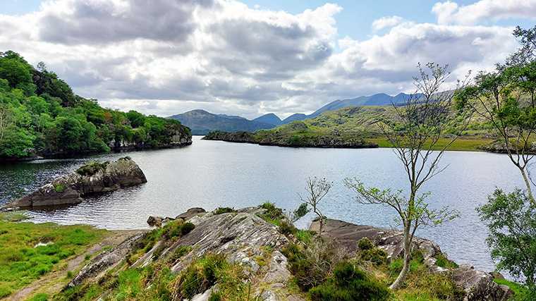 Het prachtige landschap van County Kerry in het zuidwesten van Ierland.