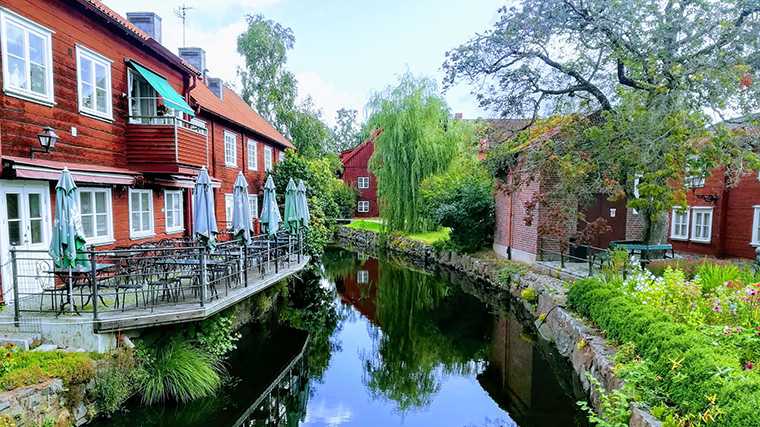 Het pittoreske houten stadje Eksjö in Zuid-Zweden.