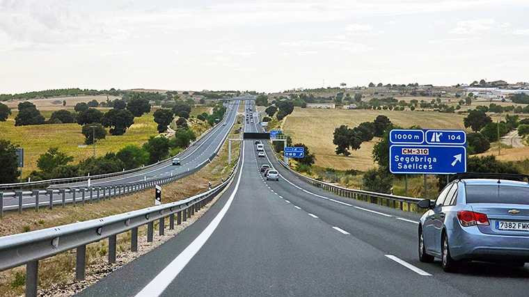 Het Spaanse wegennet wordt uitstekend onderhouden.