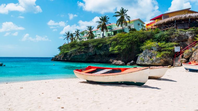 Een van de rustige strandjes op Curaçao, Playa Lagun