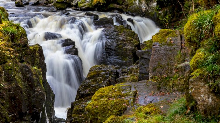 Black Linn waterval