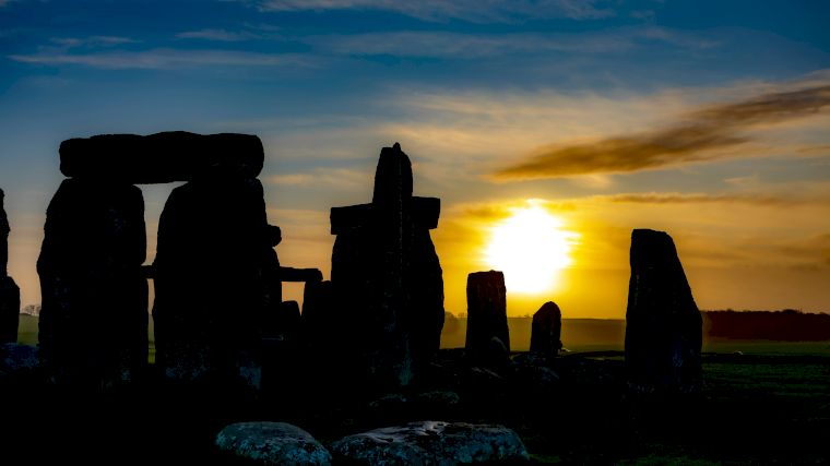 Vooral bij zonsopgang is het prehistorische Stonehenge magisch en bovendien nog rustig