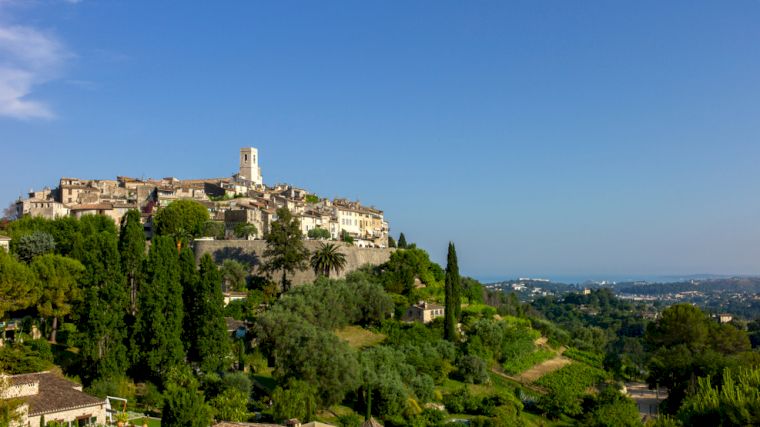 De magnifieke ligging van het vestingstadje Saint-Paul-de-Vence had grote aantrekkingskracht op beroemde schilders.