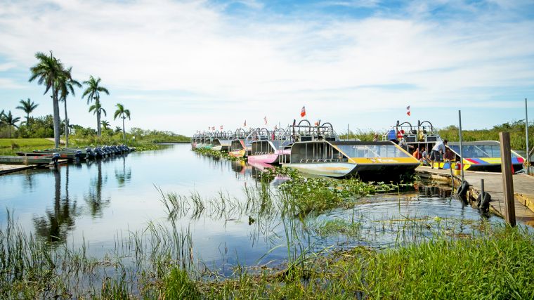 Met deze airboats vaar je door het moeras van de Everglades in Florida