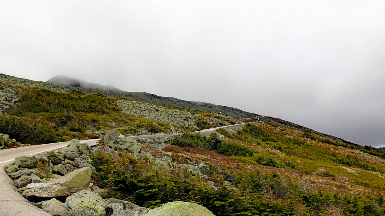 De weg naar de top van Mount Washington in New Hampshire.