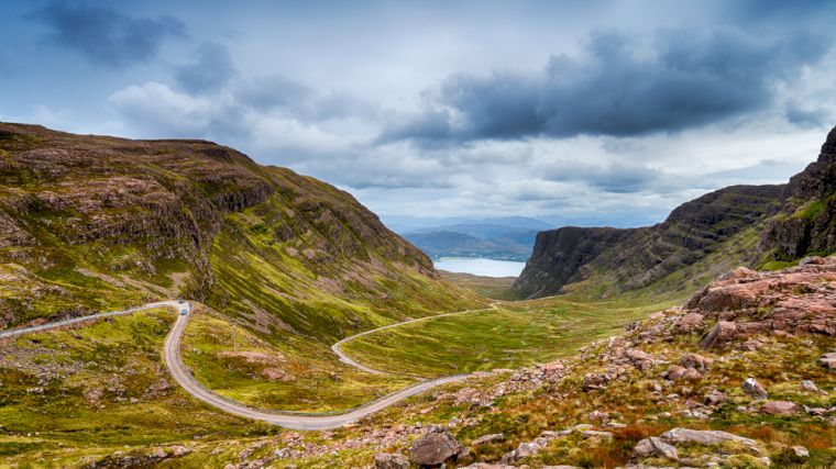 De Bealach na Bà is de hoogste pas op de Britse Eilanden die je met een (huur)auto kunt oversteken.