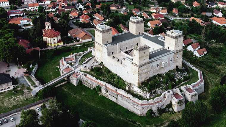 Het ‘kasteel van de koninginnen’ bij Miskolc.