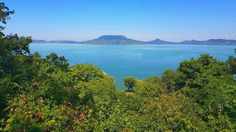 Het Balatonmeer in Hongarije.