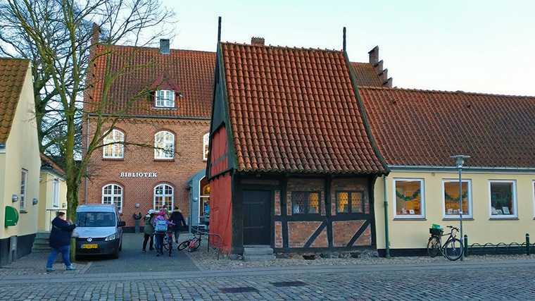 Het oudste vakwerkhuisje van Denemarken staat in Køge.