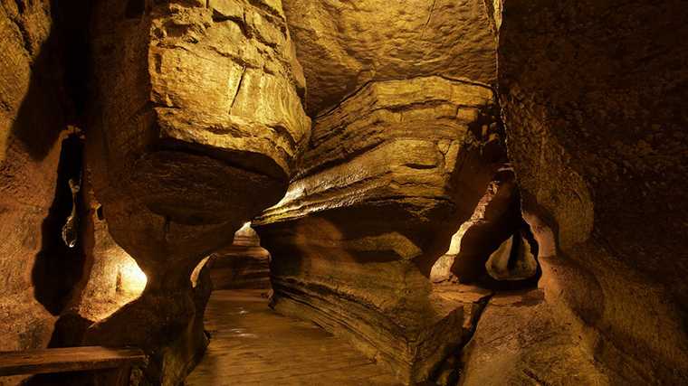 Bonnechere Caves, Ontario.