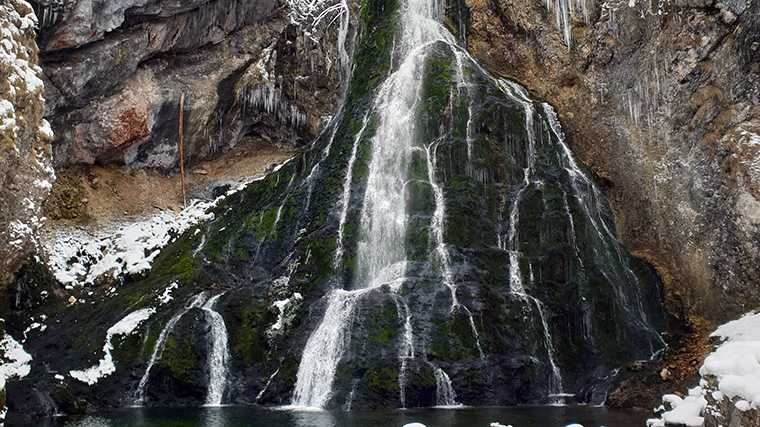 Gollinger waterval bij Salzburg.
