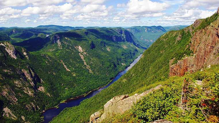 Hautes-Gorges-de-la-Rivière-Malbaie, Québec, Canada.