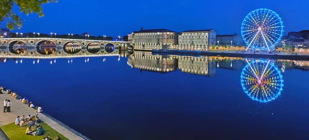 In Toulouse zijn de kades langs de Garonne ’s avonds een geliefde plek om te chillen.