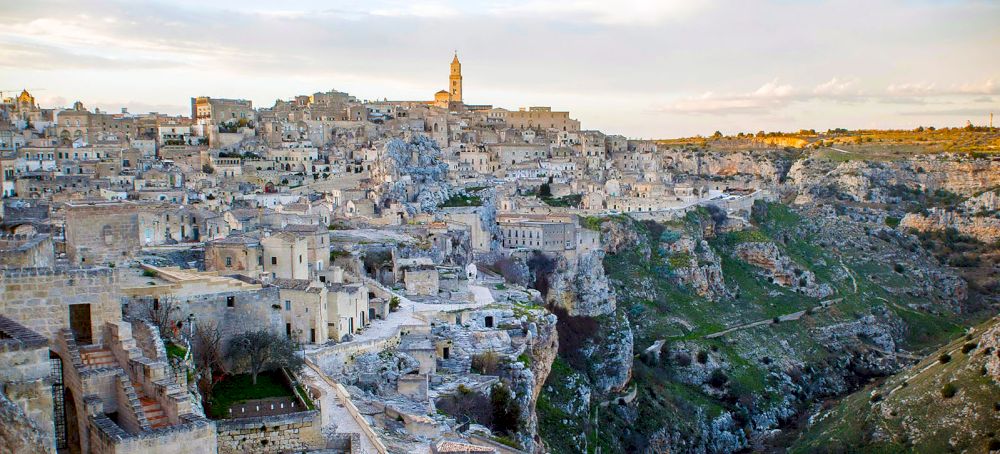 Puglia staat bol van oude stadjes, zoals het grottenstadje Matera.