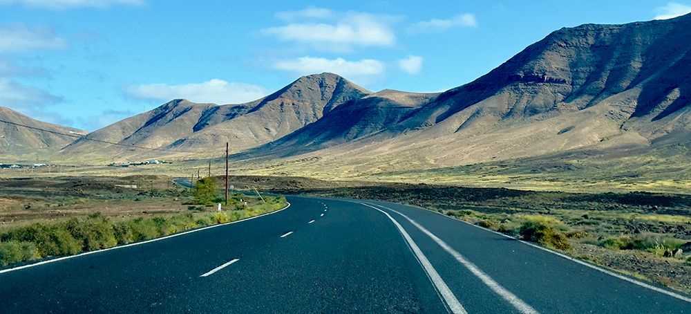 Uitstekende wegen op Lanzarote.