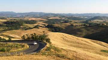 Auto huren in Pisa: tips voor de mooiste routes