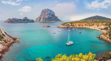 Authentiek Ibiza ontdekken met de huurauto