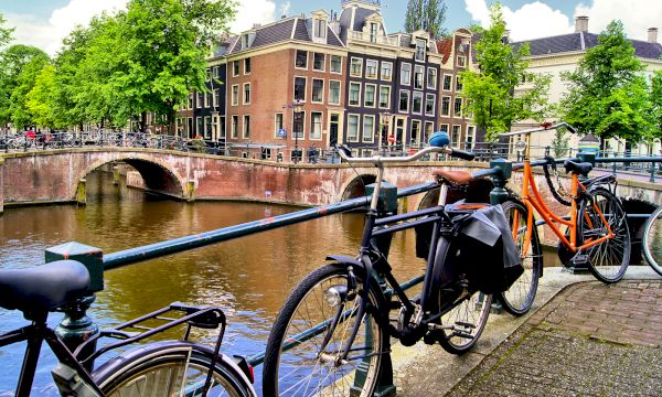 697-1138-amsterdam.jpg
